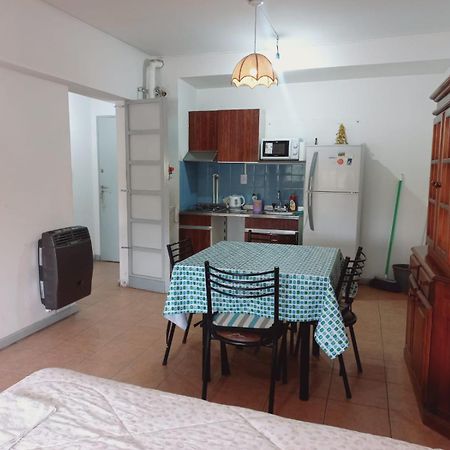 Apartamento Excelente Departamento en Microcentro de Mendoza Exterior foto